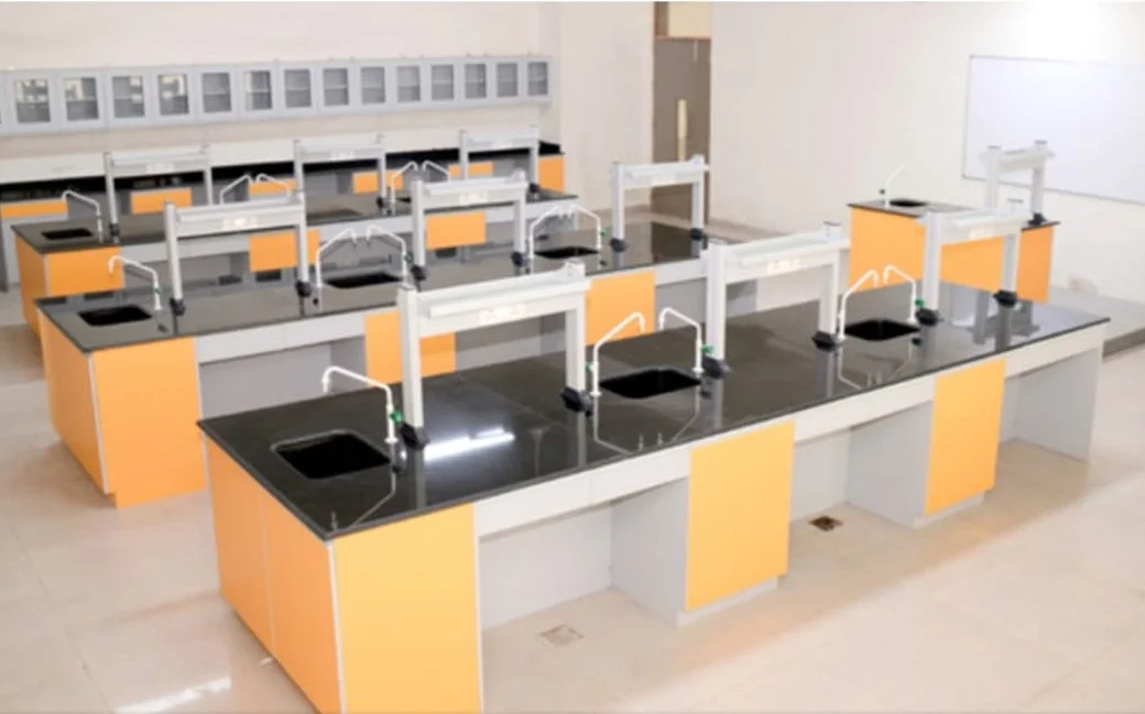 Lab furniture